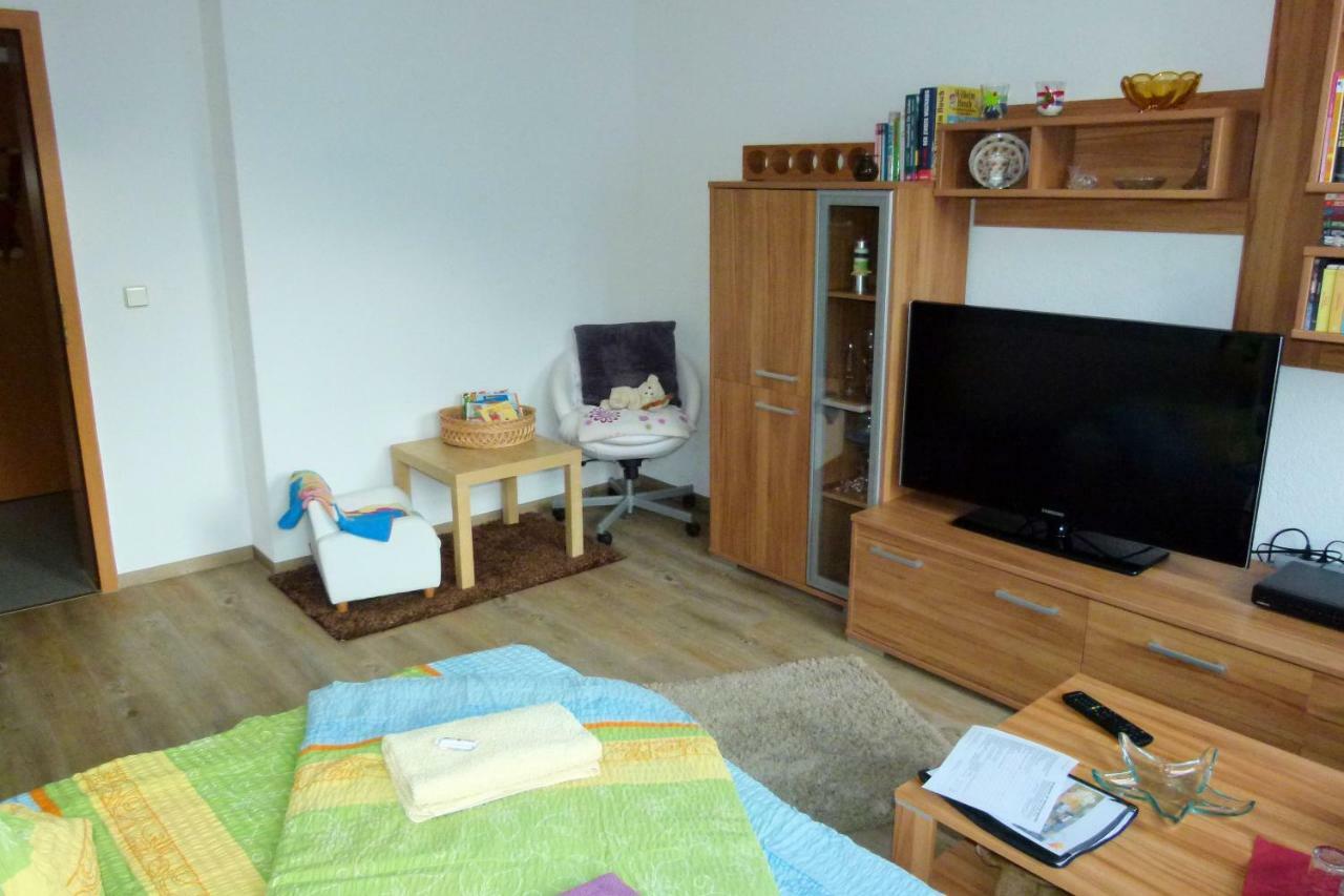 Ferienwohnung Karo Ellefeld エクステリア 写真